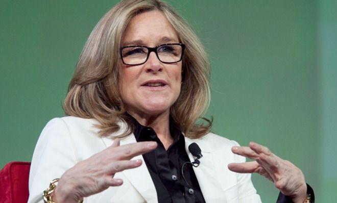 Angela Ahrendts