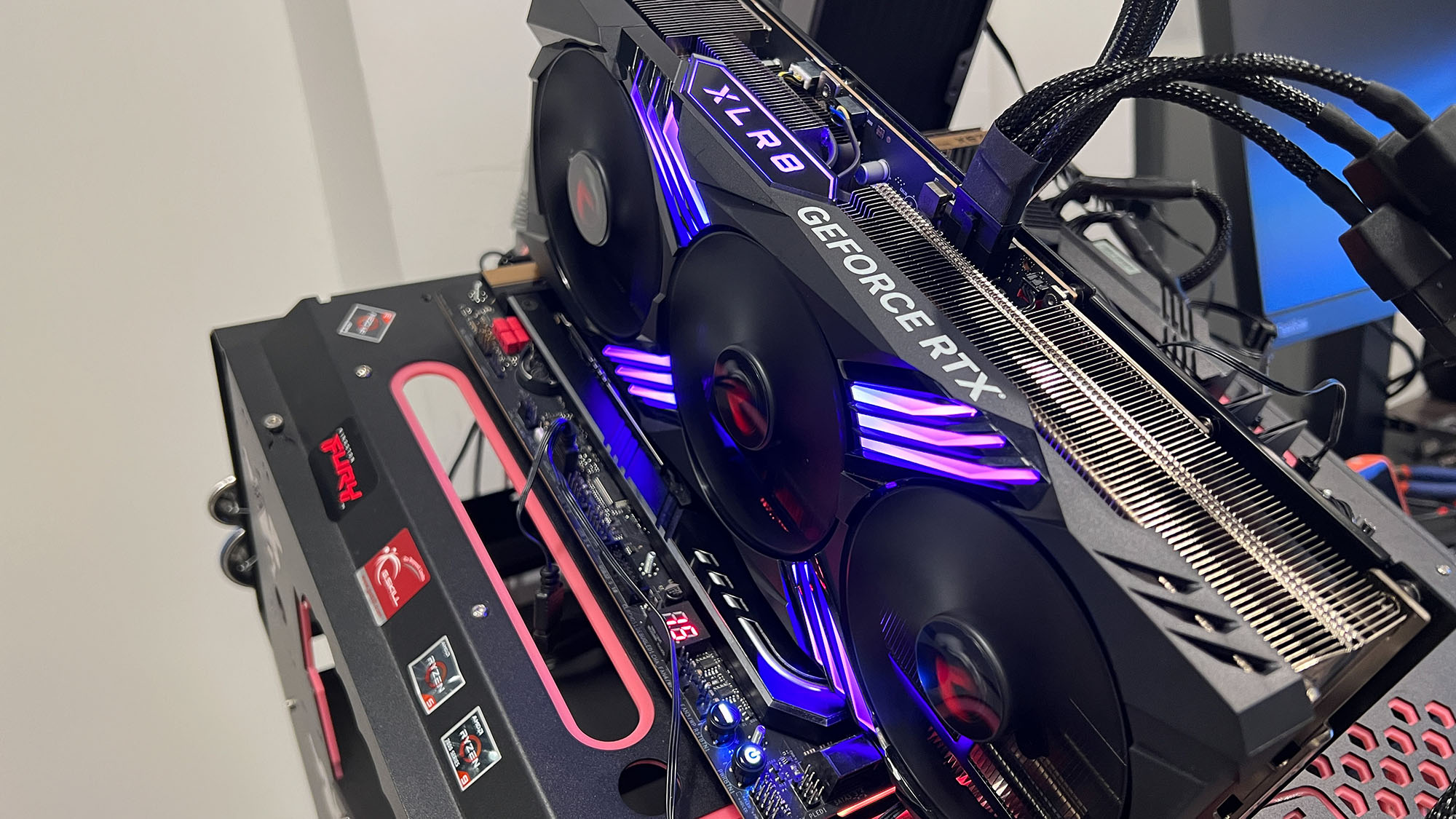 Rtx 4080 super обзор. RTX 4080 super. RTX 4080 super Jetstream OC. MSI RTX 4080 super. RTX 4080 super GAMINGX.