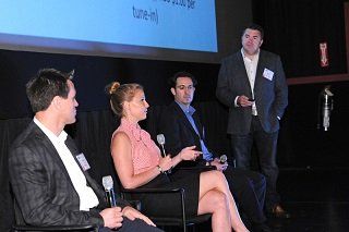 Schmooze Gallery 2nd Screen Summit_9.JPG