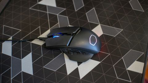 Cooler Master MM830 gaming mouse review