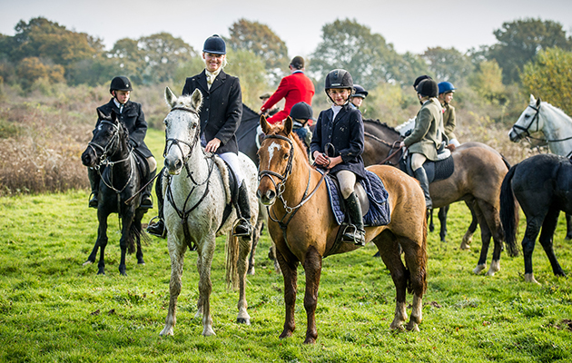 Paula Hendriksen with daughter Lexi at the opening meet of the Crawley &amp;amp; Horsham at Knepp Castle