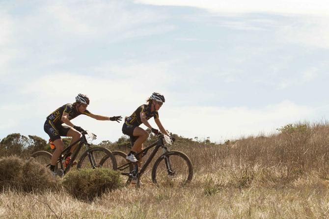 Erik and Ariane Kleinhans climb