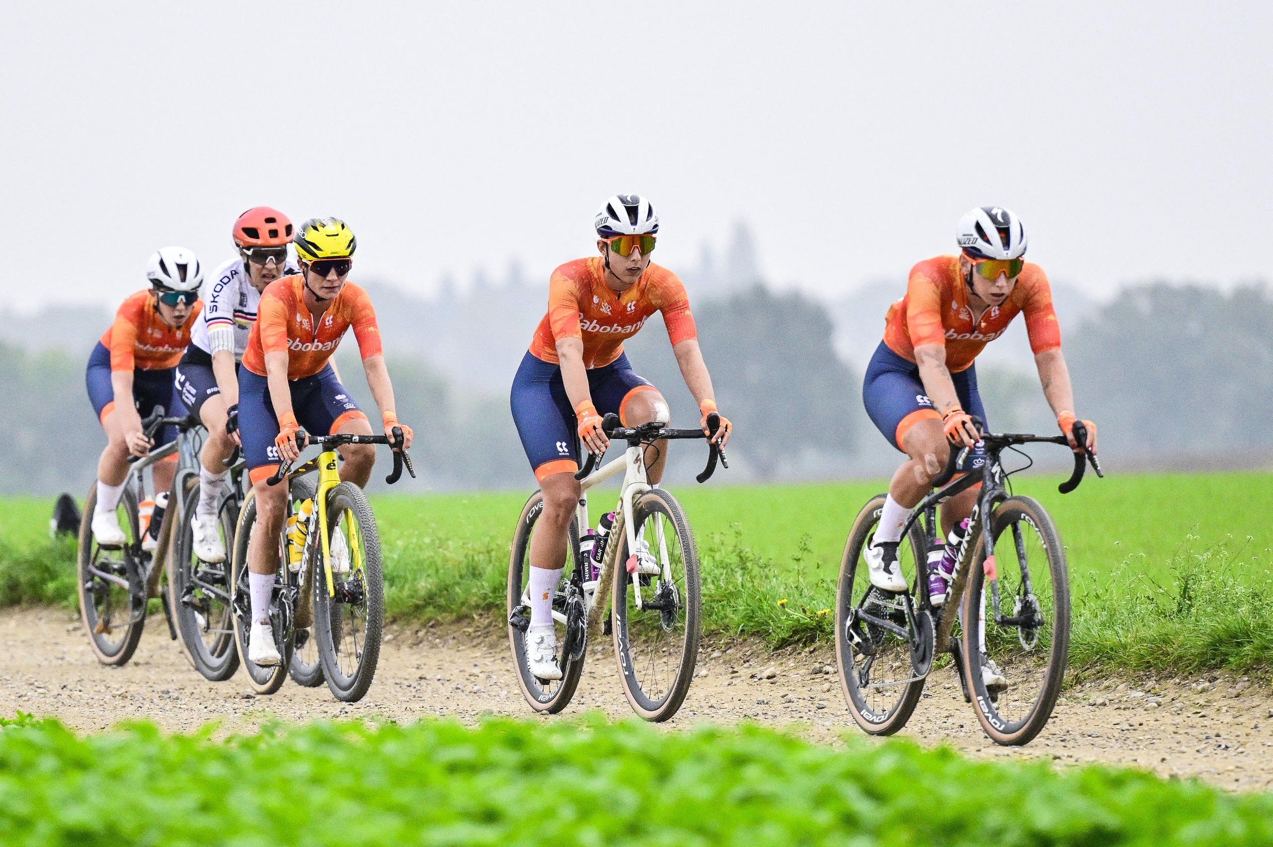 Dutch riders Marianne Vos and Lorena Wiebes pictured in action during the women's elite race at the UCI World Gravel Championships.