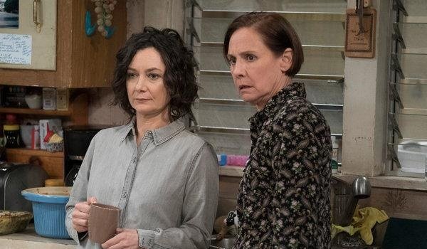 Darlene Jackie Sara Gilbert Laurie Metcalf The Conners ABC