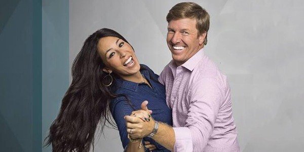 Chip and Joanna Gaines Fixer Upper HGTV