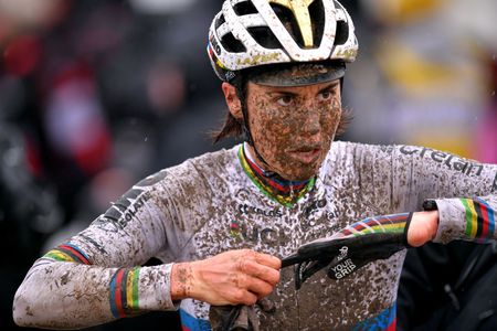 NAMUR BELGIUM DECEMBER 22 Sanne Cant of Belgium and IKOCrelan Team Mud during the 11th Namur World Cup 2019 Women Elite UCICX TelenetUCICXWC on December 22 2019 in Namur Belgium Photo by Luc ClaessenGetty Images