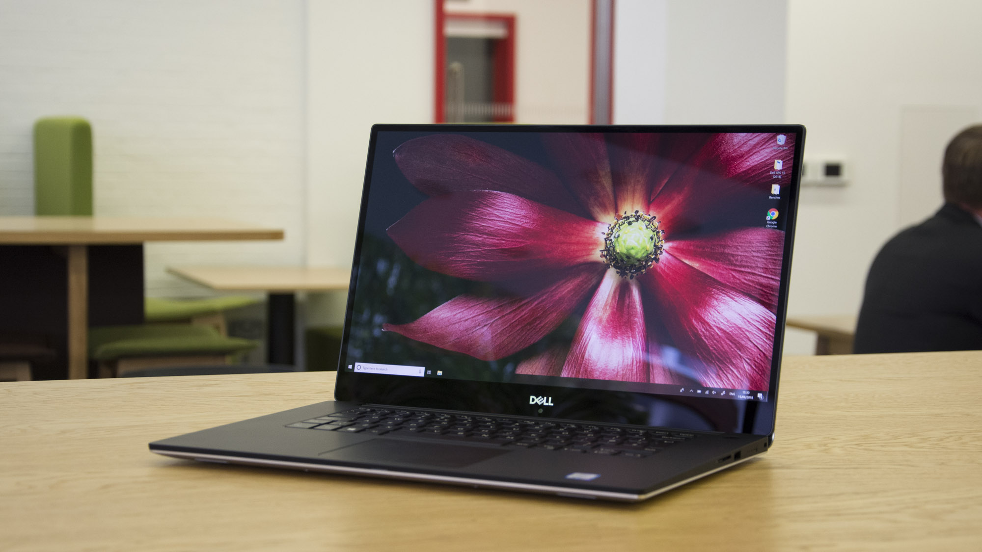 Dell XPS 15 Review 2018 - Best Windows 10 Laptop by Dell