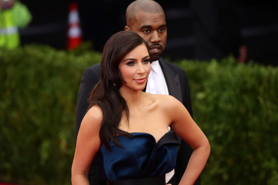 The New York Post&amp;#039;s Kanye West, Kim Kardashian wedding recap is wonderfully pithy, perfect