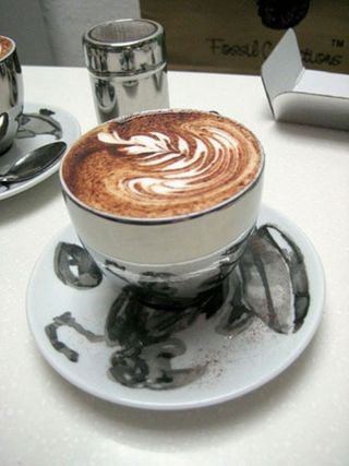 A super model cappuccino