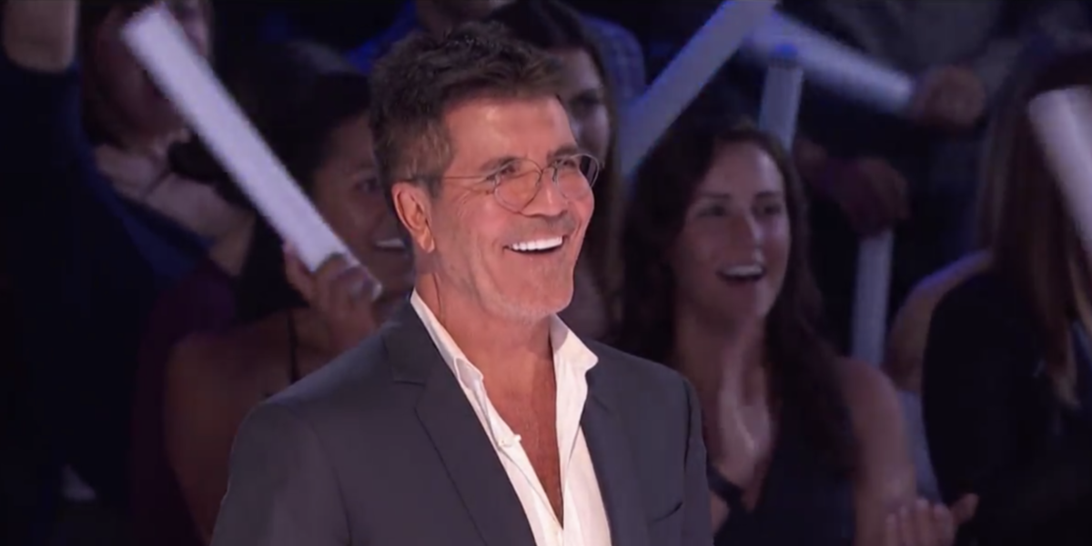 Watch Paula Abdul Shock Simon Cowell With American Idol Reunion On ...