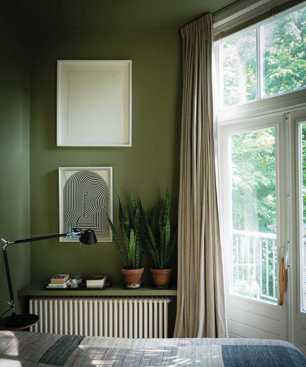 Farrow & Ball bedroom paint colour