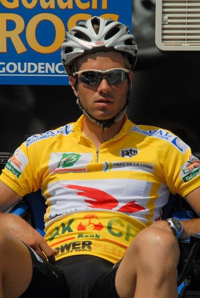 Overnight race leader Niels Albert (BKCP-Powerplus) looks relaxed prior to the stage.