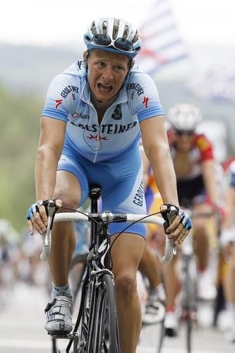 Fabian Wegmann (Gerolsteiner) supported Rebellin for the win.