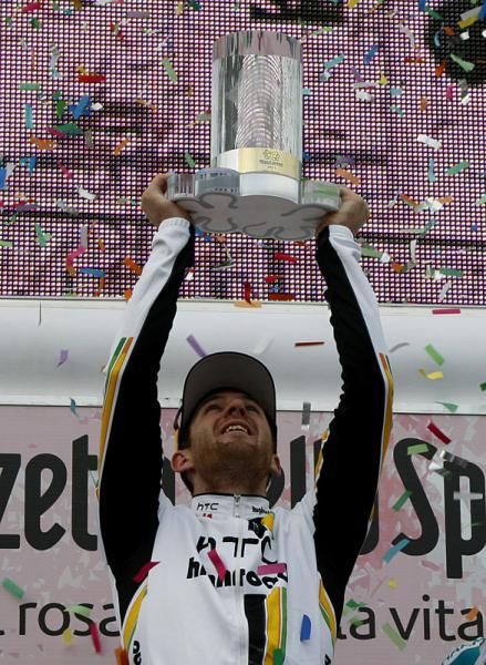 Matt Goss (HTC - Highroad) admires his winner's trophy.
