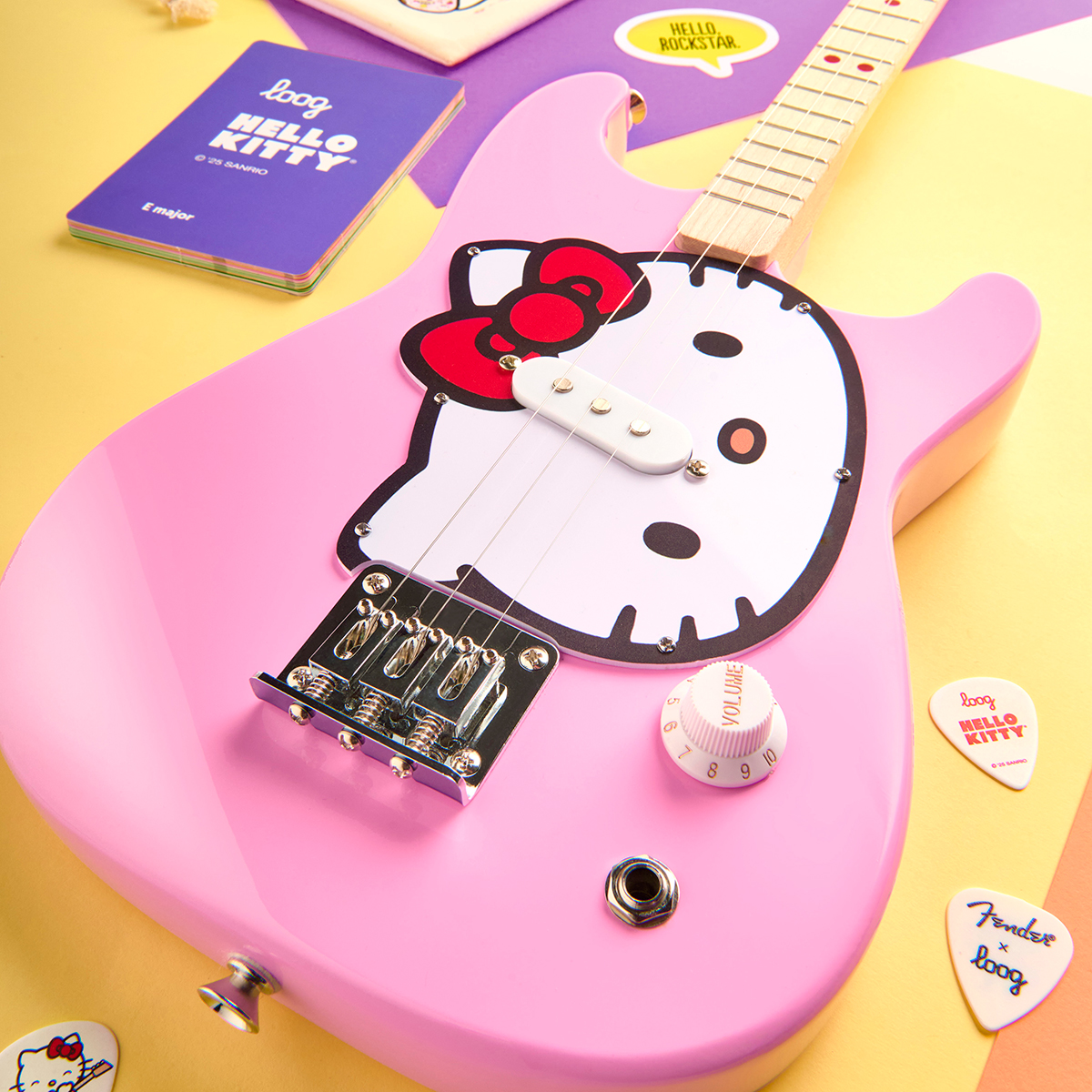 Loog x Fender Hello Kitty Strat
