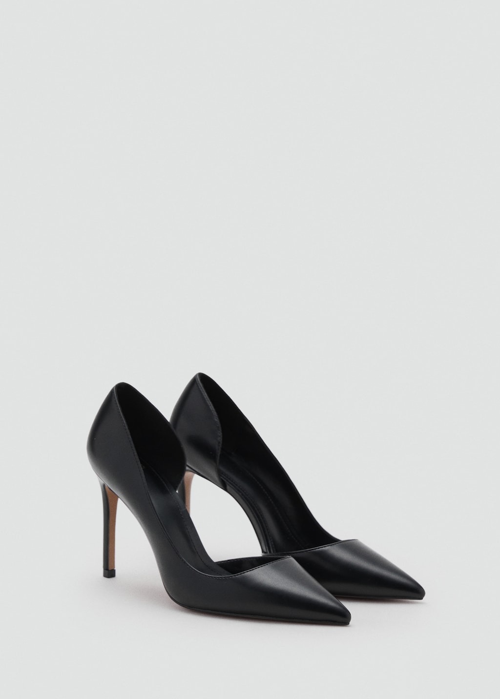 Mango black pumps