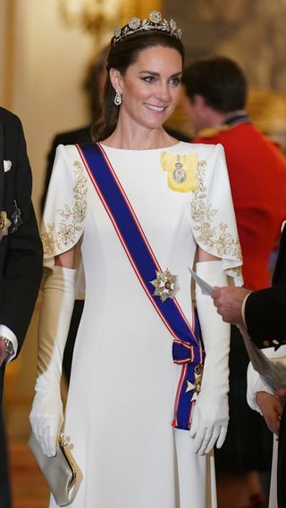Catherine, Princess of Wales attends the State Banquet at Buckingham Palace on November 21, 2023