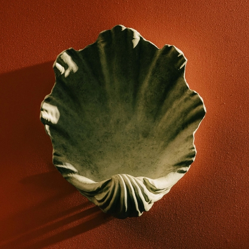 Porta Romana, Scallop Wall Light Small