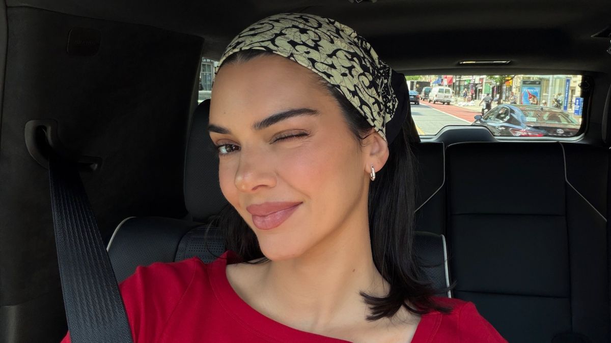 Spotted in Kendall Jenner’s Post-Workout Routine: The K-Beauty Sculpting Tool That’s 30% Off RN