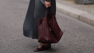 bottega andiamo bag in dark red