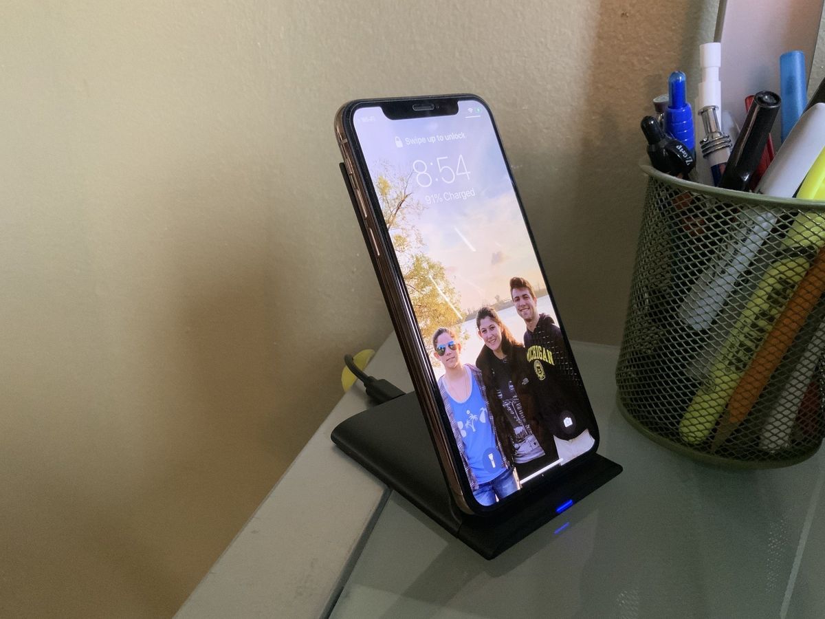 ESR Lift Wireless Charging Stand