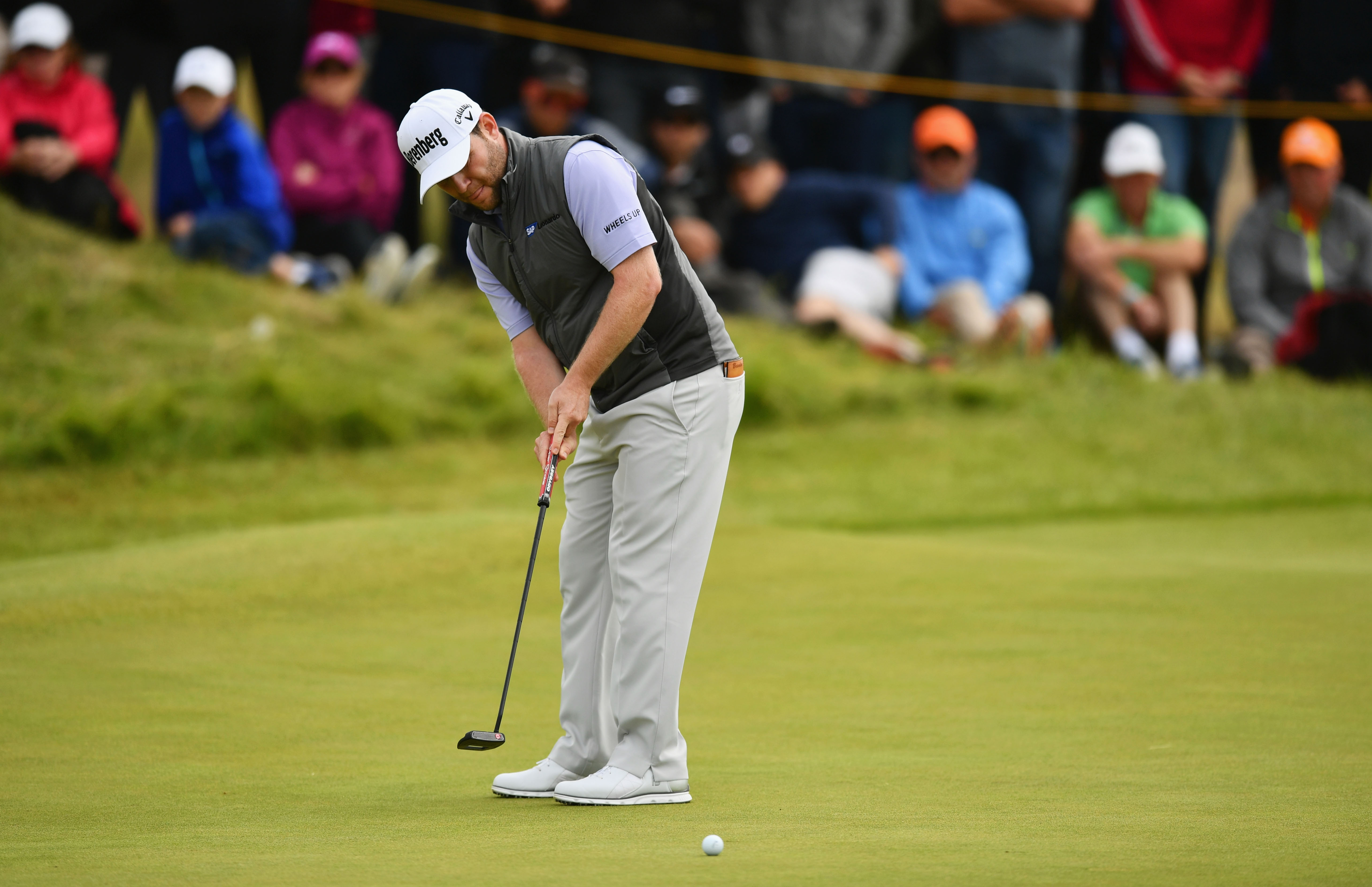 Branden Grace putting at the 2017 Open