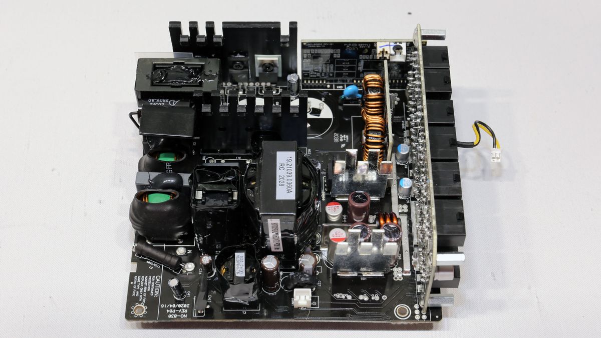 Thermaltake Toughpower GF2 ARGB 850W