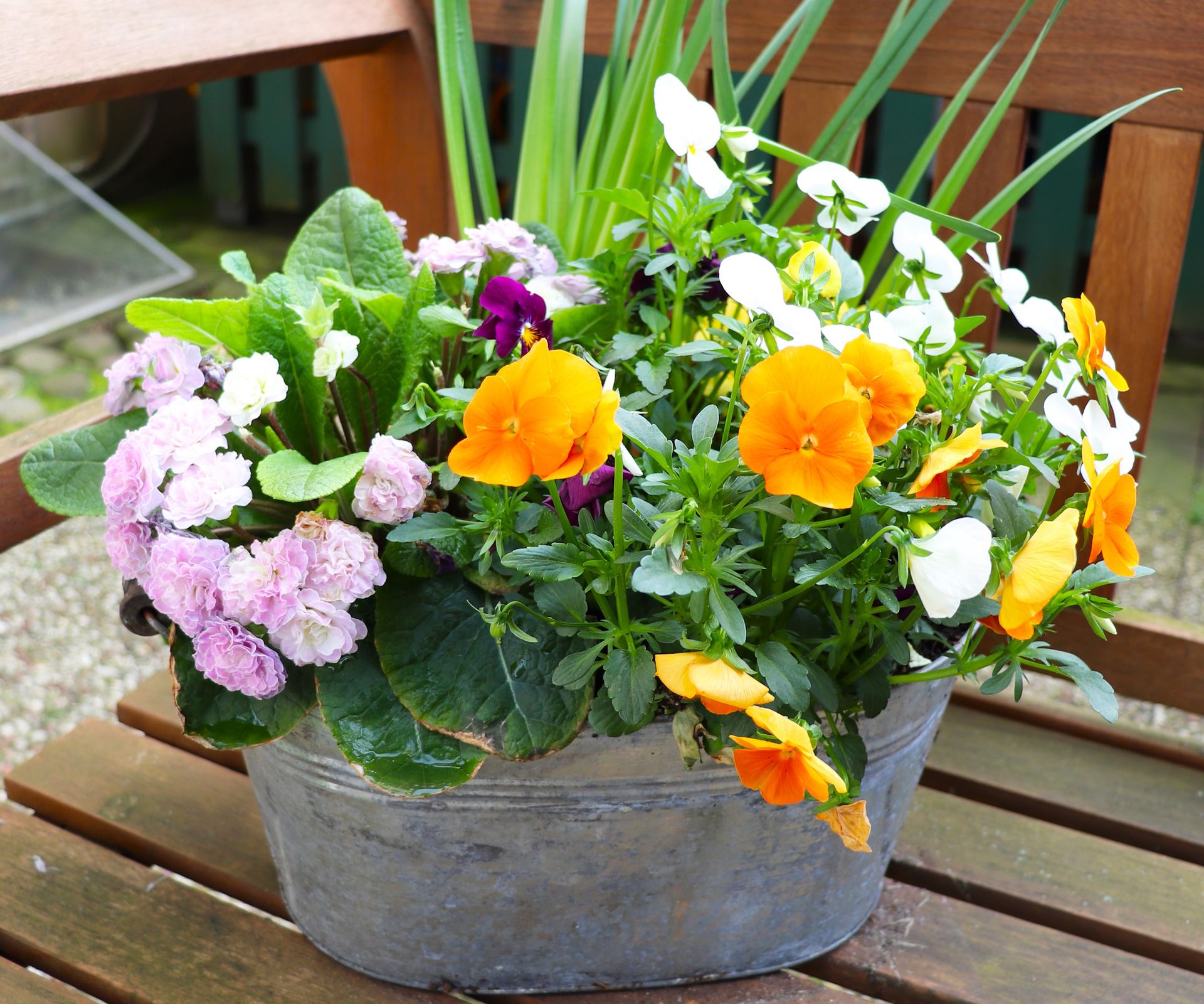 Flower garden centerpiece