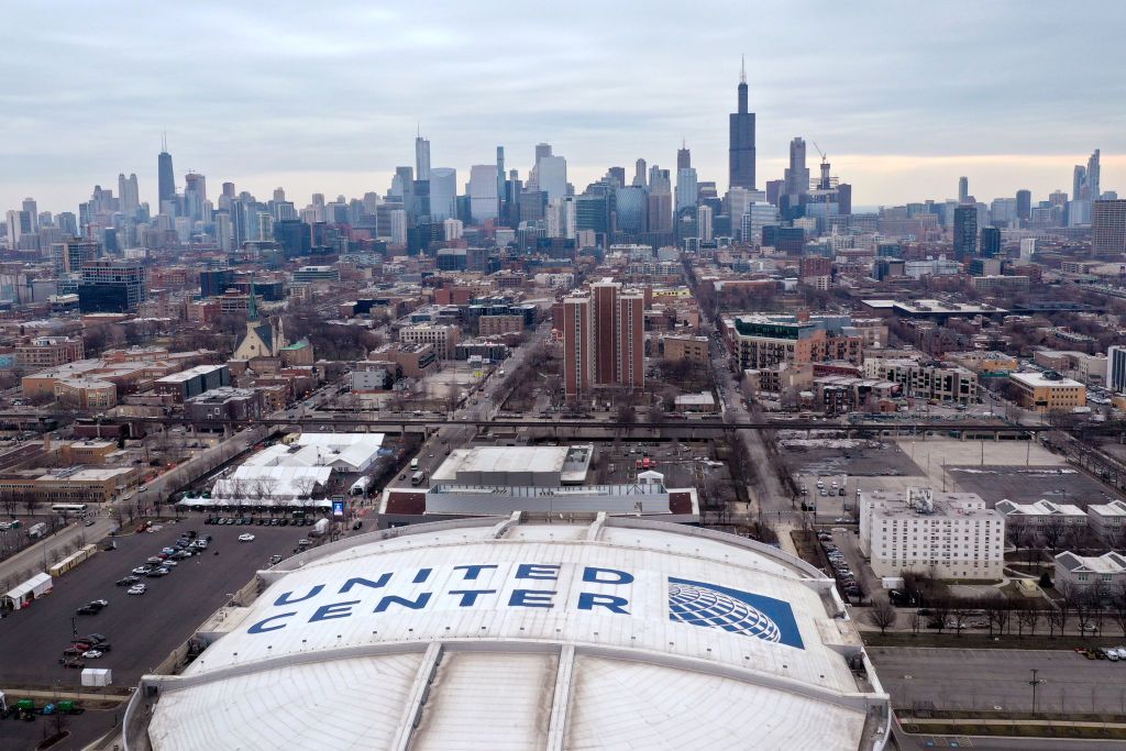 The Chicago skyline with the United Center. 