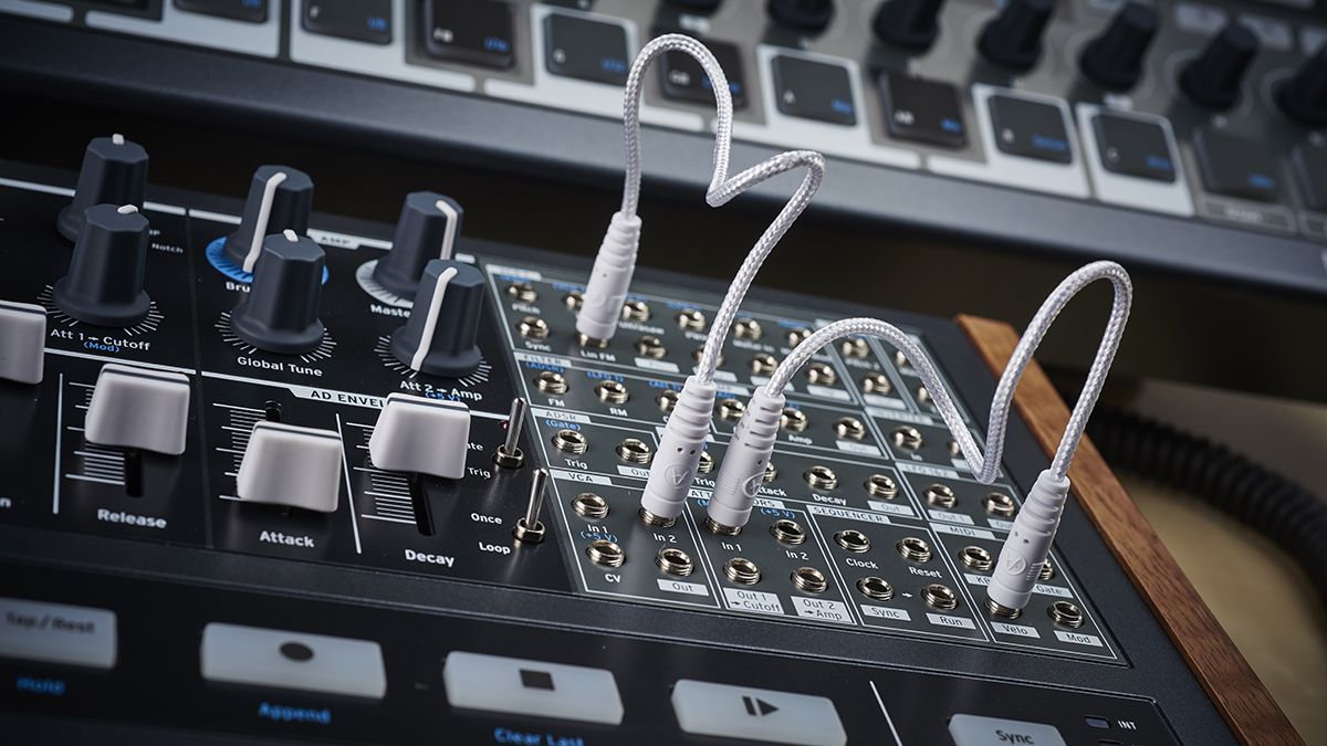 Arturia MiniBrute 2/2S