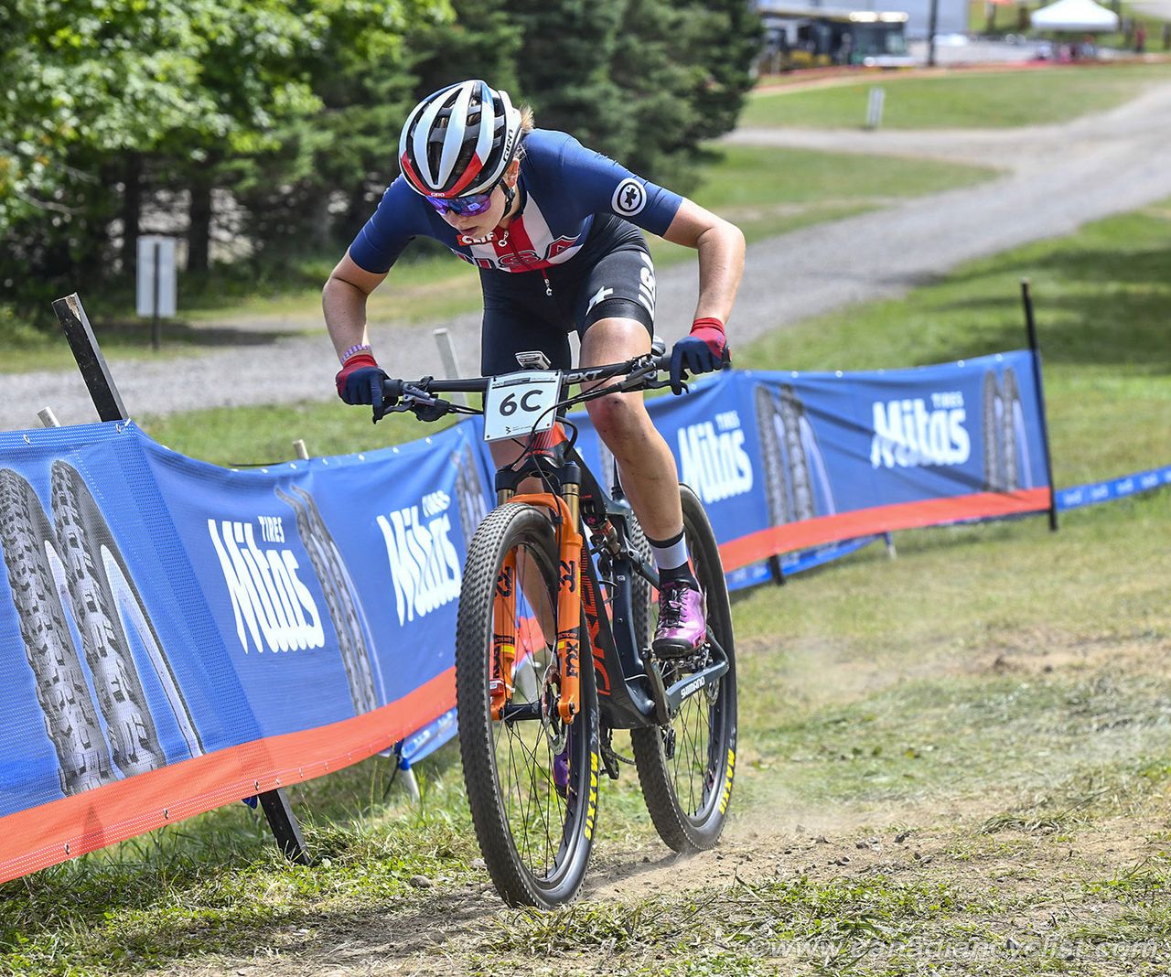 Haley Batten (Team USA) moved the US up from 3rd to 2nd