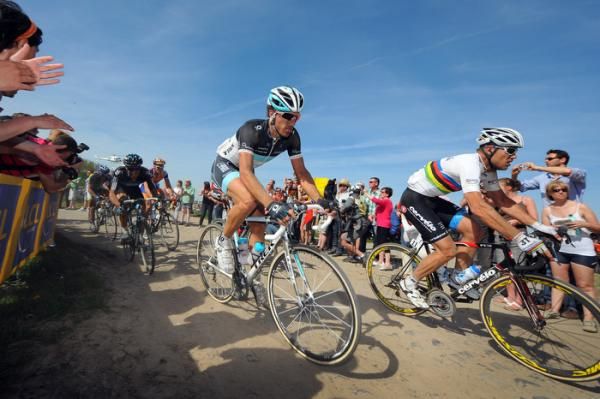 Cancellera and Hushovd makred each other closely
