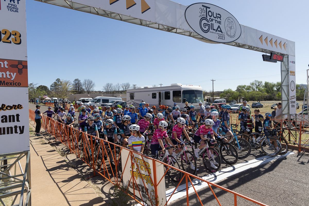 DNA Pro cycling on the front of the women's field at the start