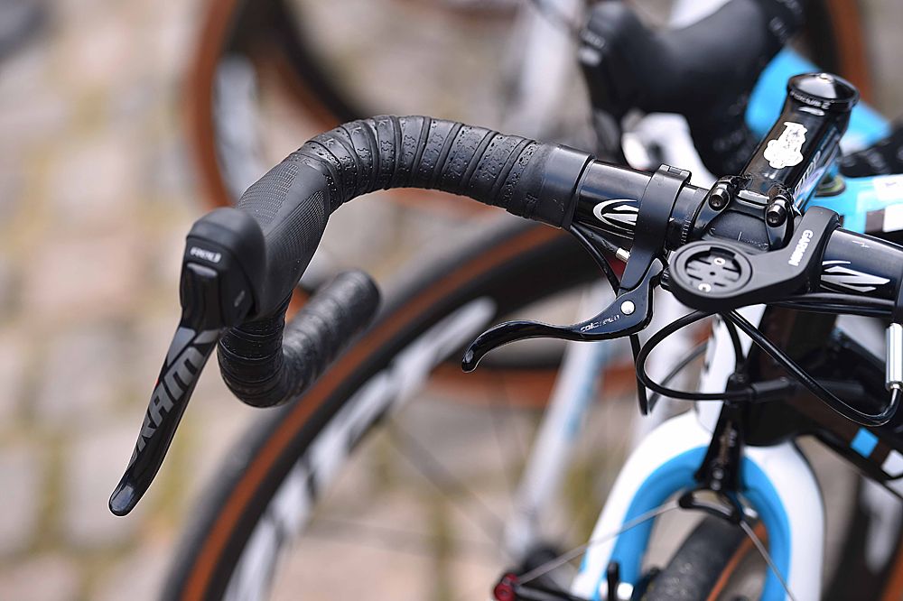 Choice of handlebar tape for Paris-Roubaix