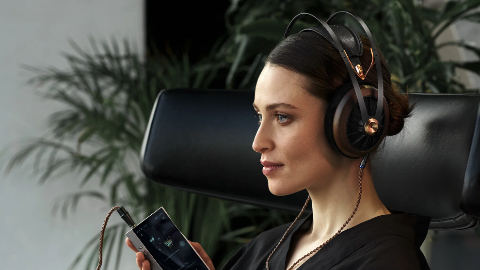 Meze Audio teases 109 Pro over-ear headphones