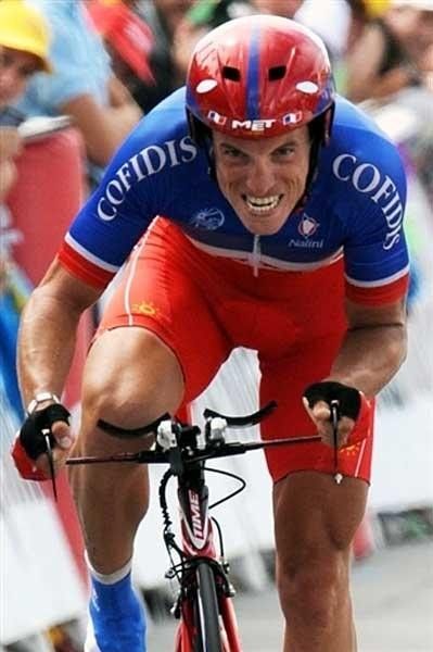 Sylvain Chavanel is good at gritting teeth and breaking away solo for the win