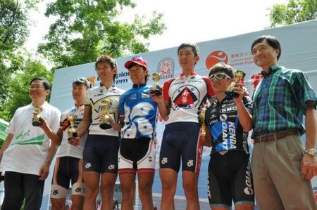 Simon Chau, Wong Kam Po, Choi Ki Ho and and Paul Hin Leung after the Honk Kong RR.