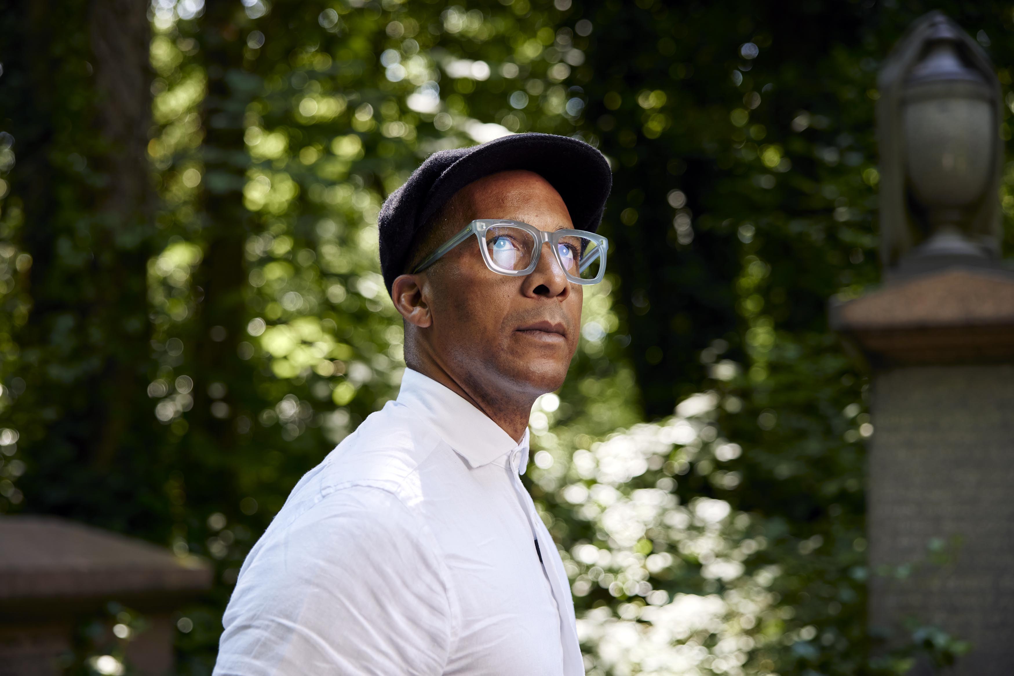 TV tonight Jay Blades returns to his childhood home in London.