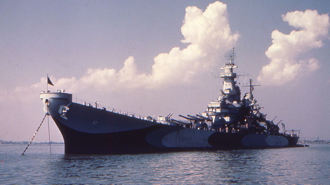 USS Missouri © PhotoQuest/Getty Images