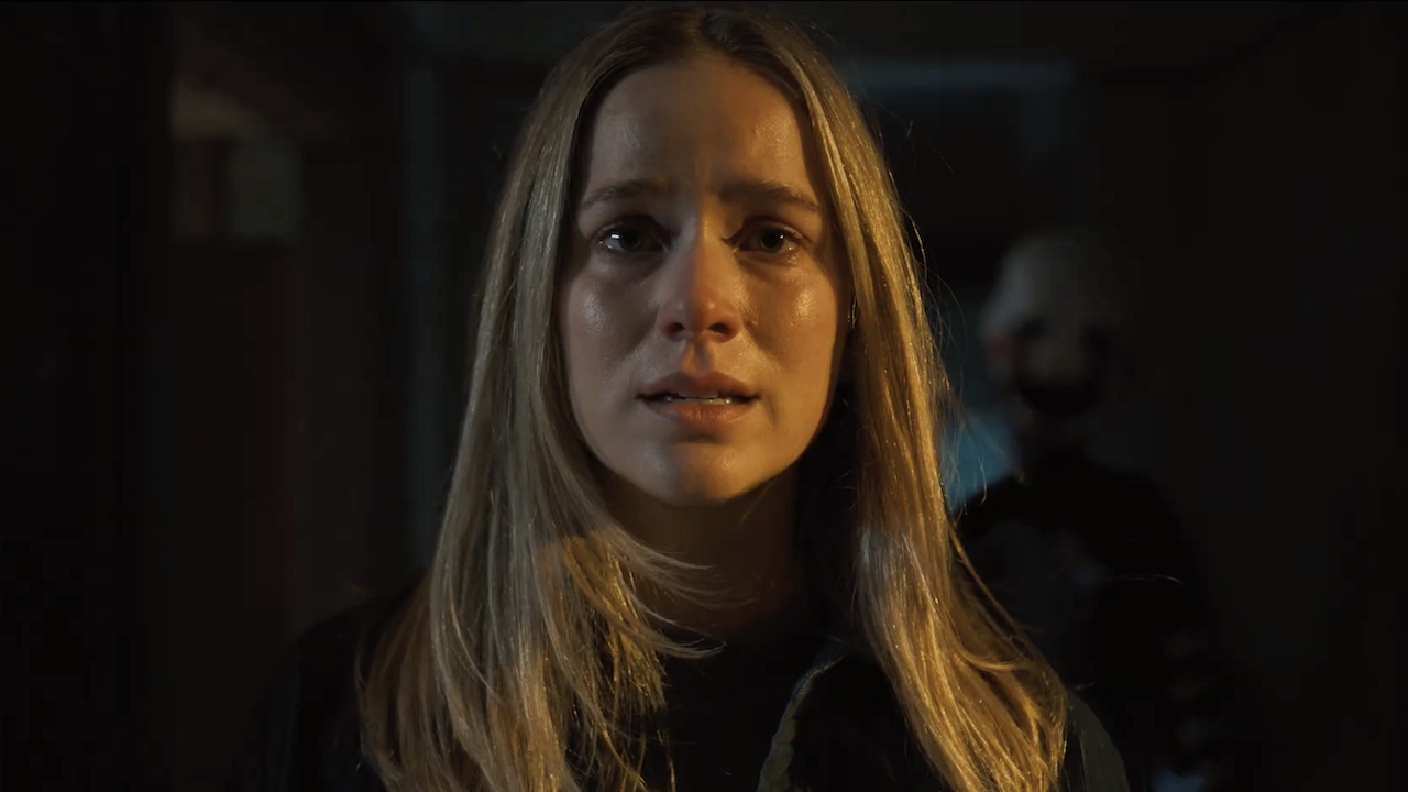 Vanessa in front of Puppet In Five Nights At Freddy's 2