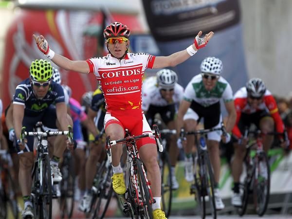 Samuel Dumoulin (Cofidis) celebrates his stage victory.