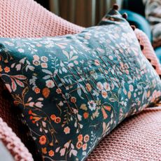 chintz charming interiors trend for 2021