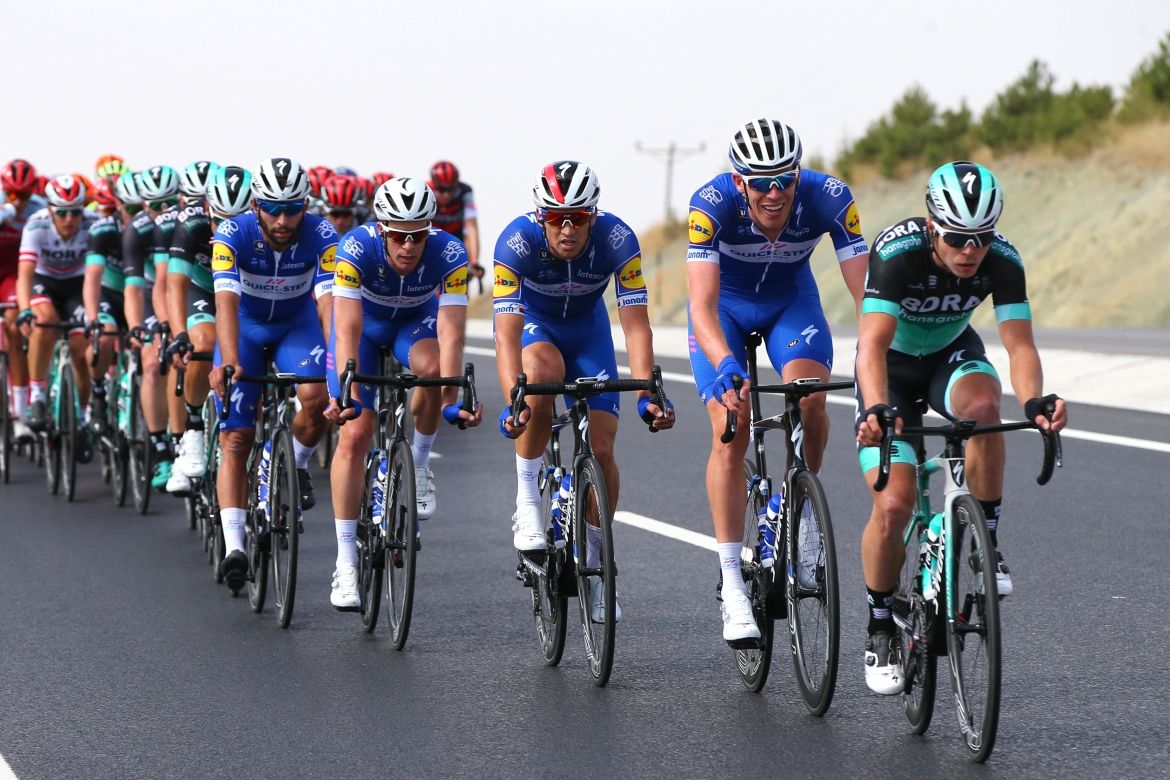 Quick-Step and Bora did the work in the peloton