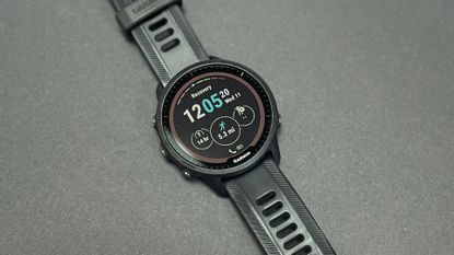 Image shows Garmin Forerunner 955 Solar GPS watch