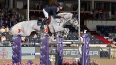 Jack Whitaker and Valmy De La Lande win the CSI5* Defender Stakes and Royal Windsor Horse Show 2025