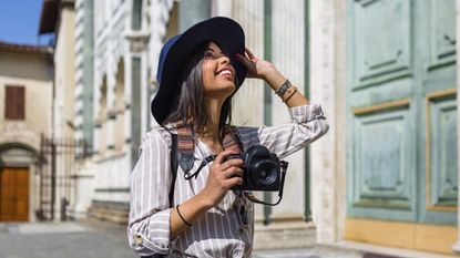 Mirrorless vs DSLR cameras: which kind of camera is best for travel?