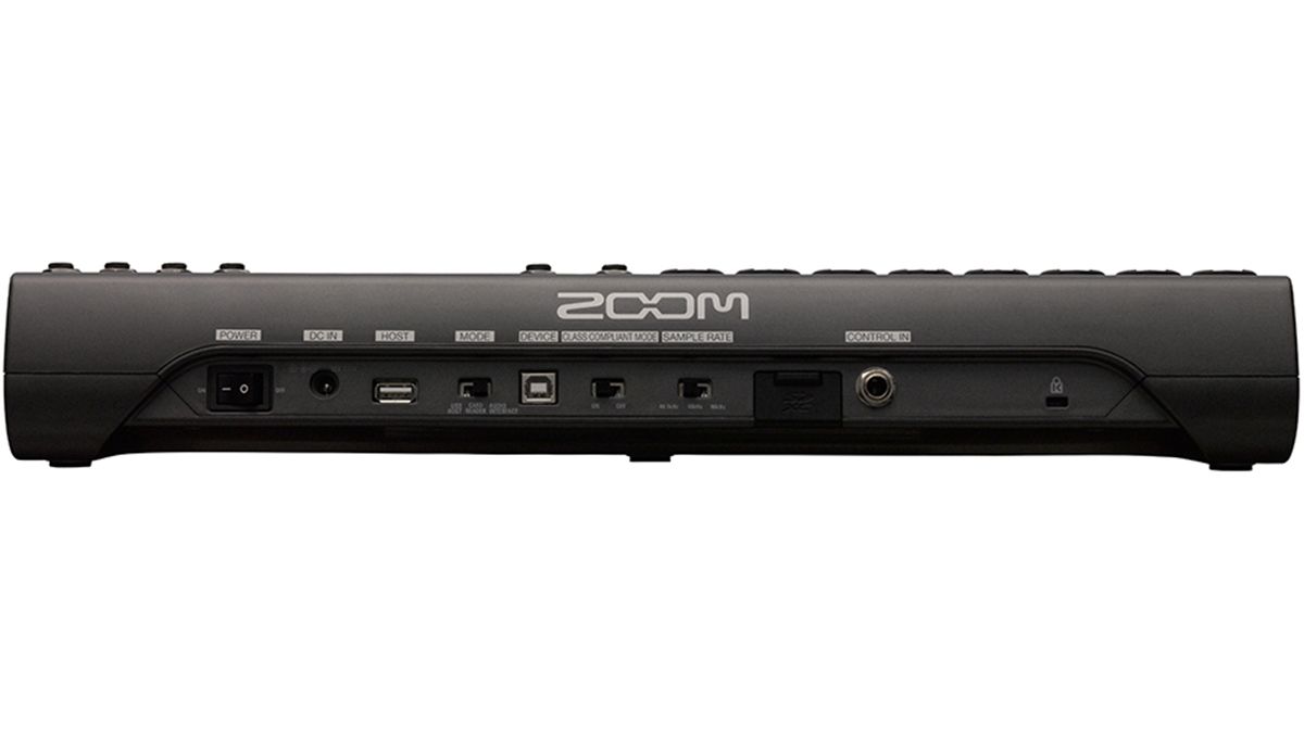 Zoom LiveTrak L-12