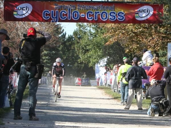 Crowds and journalists were abundant at Canada's only UCI Cyclo-Cross event in 2009