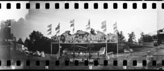 Sample images shot with Lomography Sprocket Rocket camera and Lady Grey black & white film