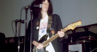 Patti Smith plays her Duo-Sonic live onstage in New York in 1978